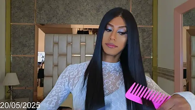 Snapshot of beauty_nina chatting on May 20, 2026, 1:30 pm beauty nina online show from May 20, 2026, 1:30 pm