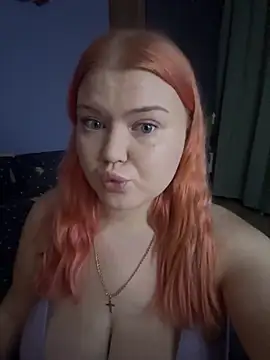 Snapshot of _Adele_Moor_ chatting on October 30, 2025, 2:58 pm  Adele Moor  online show from October 30, 2025, 2:58 pm