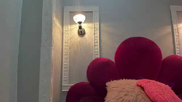 Snapshot of Saammy_17 chatting on October 22, 2025, 8:19 pm Saammy 17 online show from October 22, 2025, 8:19 pm