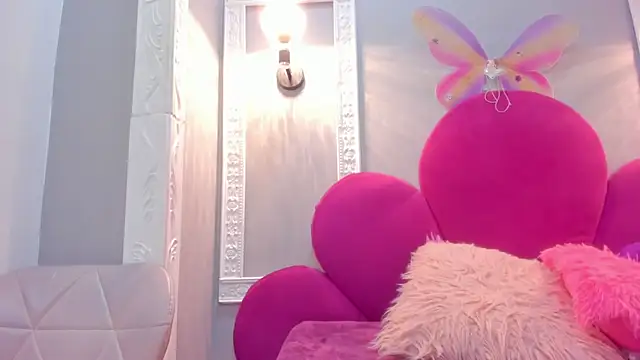 Snapshot of Saammy_17 chatting on November 13, 2025, 8:35 pm Saammy 17 online show from November 13, 2025, 8:35 pm