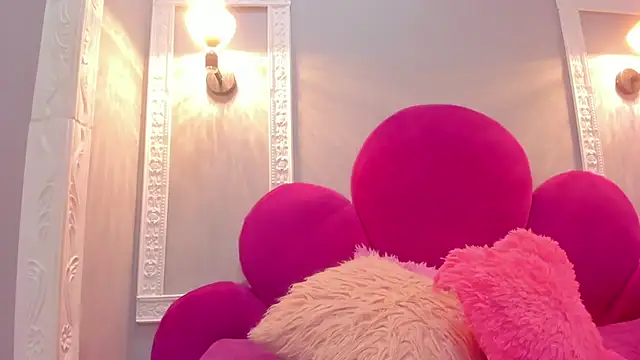 Snapshot of Saammy_17 chatting on December 15, 2025, 8:36 pm Saammy 17 online show from December 15, 2025, 8:36 pm