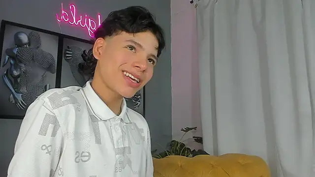 camillo virgil online show from October 31, 2025, 10:34 am