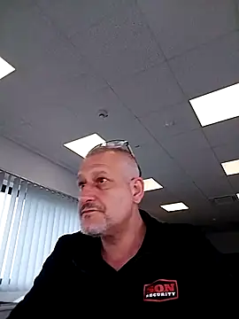 Hisnimin online show from April 12, 2026, 5:11 am