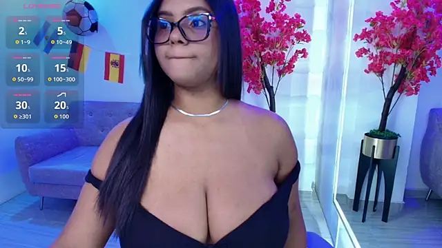 Snapshot of Anie_johnson chatting on June 24, 2026, 7:22 pm Anie johnson online show from June 24, 2026, 7:22 pm