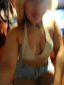 Snapshot of Ashleycam69 chatting on November 11, 2025, 3:23 am Ashleycam69 online show from November 11, 2025, 3:23 am