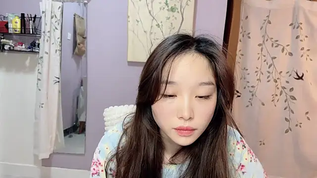 Y2Luvk online show from November 26, 2025, 9:15 pm