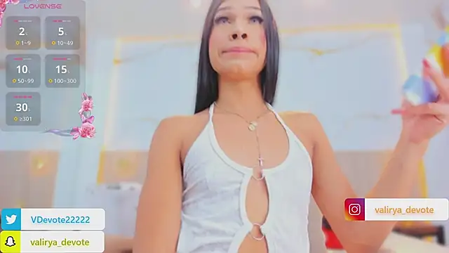 Snapshot of valirya_devote chatting on January 9, 2026, 3:57 am valirya devote online show from January 9, 2026, 3:57 am