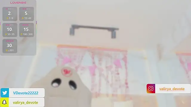 Snapshot of valirya_devote chatting on February 10, 2026, 4:00 am valirya devote online show from February 10, 2026, 4:00 am