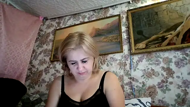 LustyyX online show from October 12, 2025, 9:27 pm