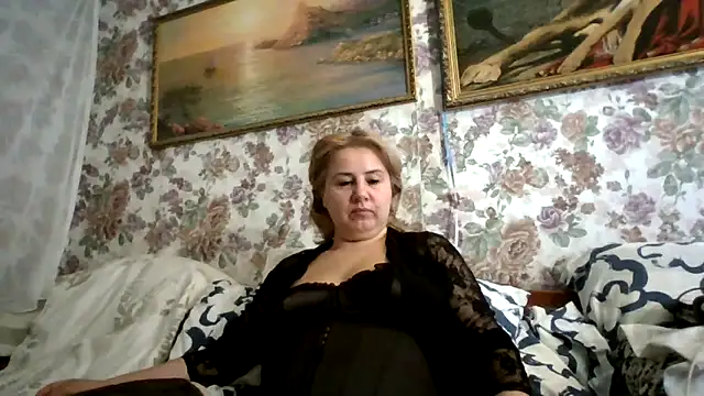 LustyyX online show from October 28, 2025, 5:56 pm