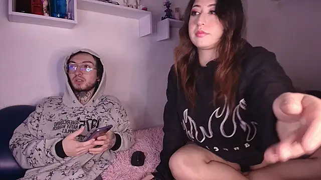 Snapshot of annyharriis chatting on December 15, 2025, 7:31 pm annyharriis online show from December 15, 2025, 7:31 pm