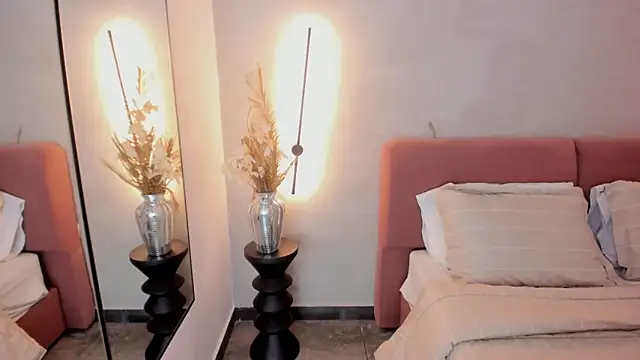 Snapshot of ArianaSilva_ chatting on November 9, 2025, 1:15 pm ArianaSilva online show from November 9, 2025, 1:15 pm