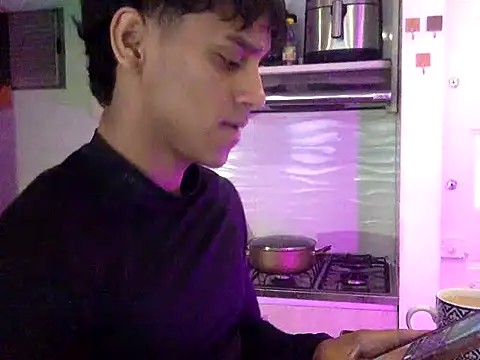 ZYZZ1312 online show from January 7, 2026, 7:41 pm