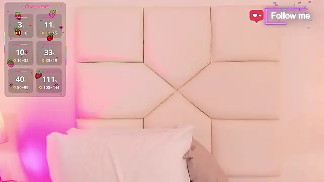 Snapshot of MiaMillers1 chatting on February 10, 2026, 11:20 am MiaMillers1 online show from February 10, 2026, 11:20 am