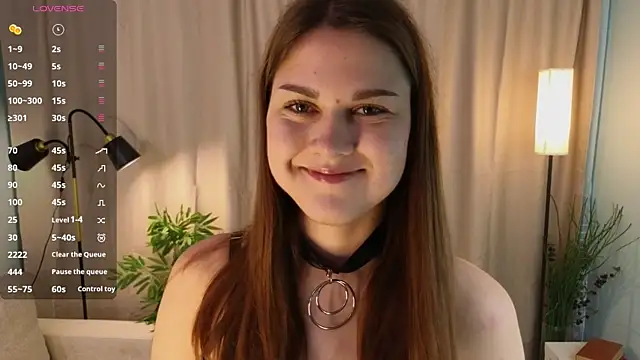 lisabaus online show from September 23, 2025, 7:04 am