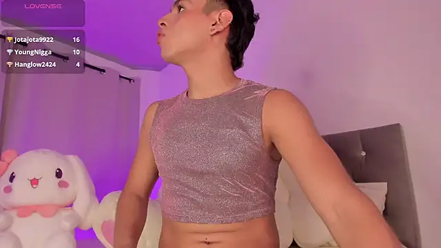 Snapshot of Auren_Sethian chatting on October 21, 2025, 8:08 pm Auren Sethian online show from October 21, 2025, 8:08 pm