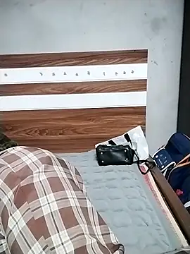 Mie rose online show from February 6, 2026, 1:18 pm