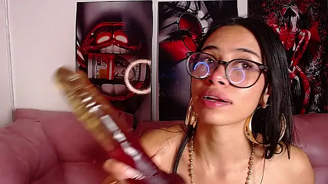 Snapshot of Miahotcs1 chatting on July 18, 2026, 2:03 pm Miahotcs1 online show from July 18, 2026, 2:03 pm
