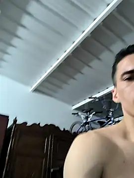 Snapshot of RejoinedLescol chatting on September 28, 2025, 8:21 am RejoinedLescol online show from September 28, 2025, 8:21 am