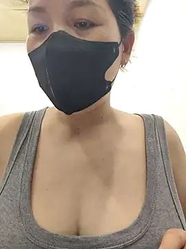 Snapshot of Ladymlem chatting on October 11, 2025, 6:14 am Ladymlem online show from October 11, 2025, 6:14 am