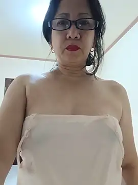 HotAsianDish online show from May 22, 2026, 1:31 pm
