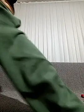 ezgi2545 online show from January 5, 2026, 7:06 pm