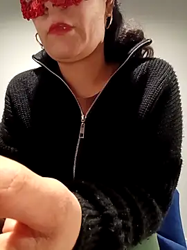 ezgi2545 online show from February 7, 2026, 1:08 pm