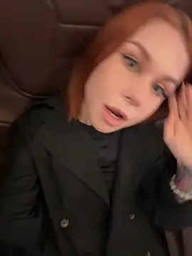 Snapshot of RosieSecret chatting on April 13, 2026, 7:01 am RosieSecret online show from April 13, 2026, 7:01 am