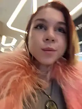 Snapshot of RosieSecret chatting on November 3, 2025, 8:07 am RosieSecret online show from November 3, 2025, 8:07 am