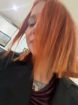 Snapshot of RosieSecret chatting on April 24, 2026, 8:05 am RosieSecret online show from April 24, 2026, 8:05 am