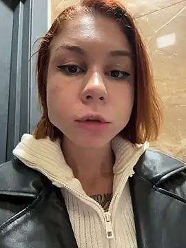 Snapshot of RosieSecret chatting on November 1, 2025, 8:08 am RosieSecret online show from November 1, 2025, 8:08 am