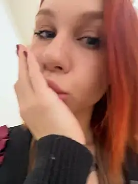 Snapshot of RosieSecret chatting on April 26, 2026, 8:11 am RosieSecret online show from April 26, 2026, 8:11 am
