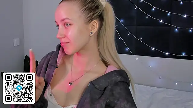 Anellyball online show from March 17, 2026, 9:12 am