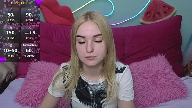 Snapshot of SofySofty chatting on December 5, 2025, 5:39 am SofySofty online show from December 5, 2025, 5:39 am