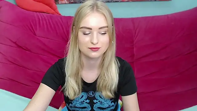 Snapshot of SofySofty chatting on September 17, 2025, 4:36 am SofySofty online show from September 17, 2025, 4:36 am