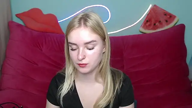 Snapshot of SofySofty chatting on November 6, 2025, 5:50 pm SofySofty online show from November 6, 2025, 5:50 pm