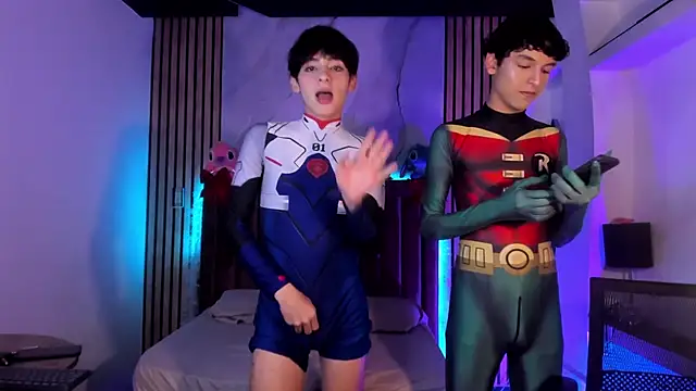 Snapshot of MathiasGreen_ chatting on December 19, 2025, 10:23 pm MathiasGreen online show from December 19, 2025, 10:23 pm