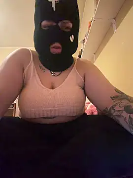 chiaretta loveit online show from March 1, 2026, 4:40 pm