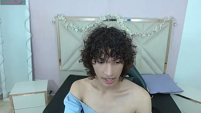 Snapshot of Chipi_tay chatting on November 28, 2025, 7:03 pm Chipi tay online show from November 28, 2025, 7:03 pm