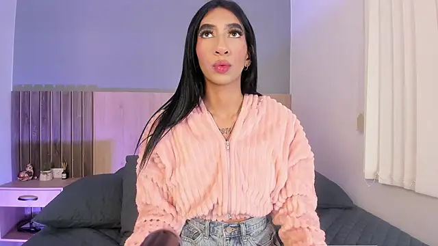 Snapshot of _Ashly_77 chatting on October 2, 2025, 8:12 pm Ashly 77 online show from October 2, 2025, 8:12 pm