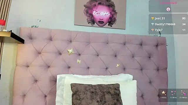 Snapshot of orion__smith chatting on February 23, 2026, 2:39 pm orion smith online show from February 23, 2026, 2:39 pm