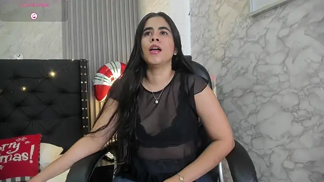 Snapshot of alicy__torres chatting on December 15, 2025, 12:44 pm alicy torres online show from December 15, 2025, 12:44 pm