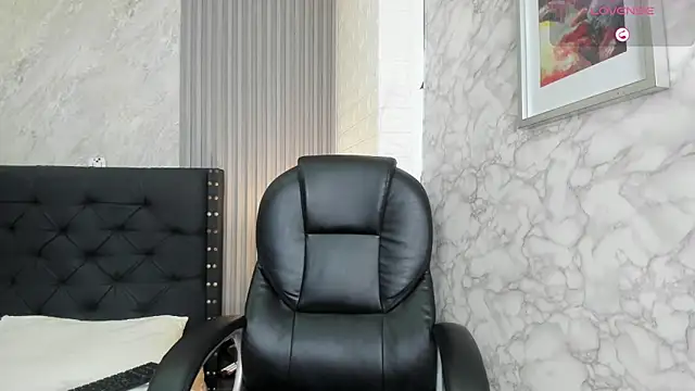 alicy  torres online show from April 8, 2026, 12:17 pm