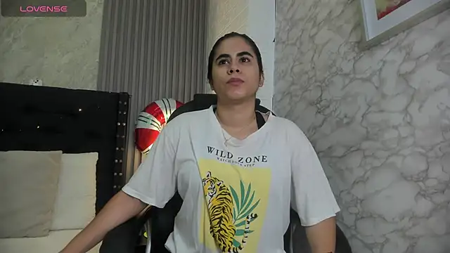 Snapshot of alicy__torres chatting on December 16, 2025, 9:13 am alicy torres online show from December 16, 2025, 9:13 am