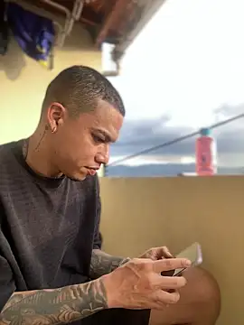 AlphaMasterXxx online show from October 16, 2025, 9:56 pm