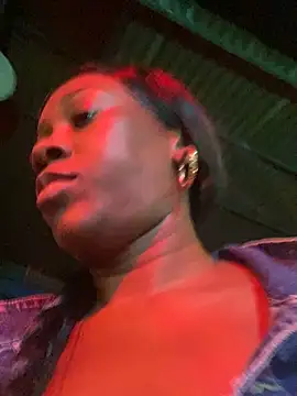 laflacaebony13 online show from October 10, 2025, 12:00 am