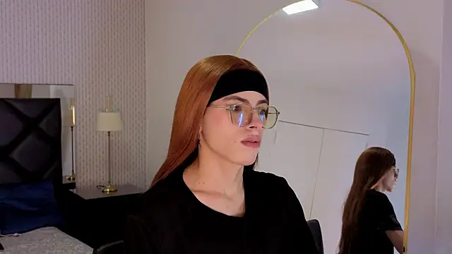 mysterius boy online show from October 21, 2025, 7:46 pm