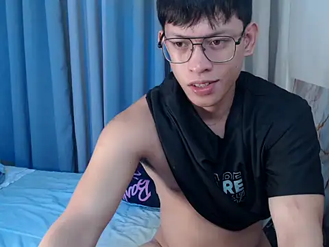 Snapshot of pinkcock_froi2305 chatting on July 17, 2026, 3:42 pm pinkcock froi2305 online show from July 17, 2026, 3:42 pm