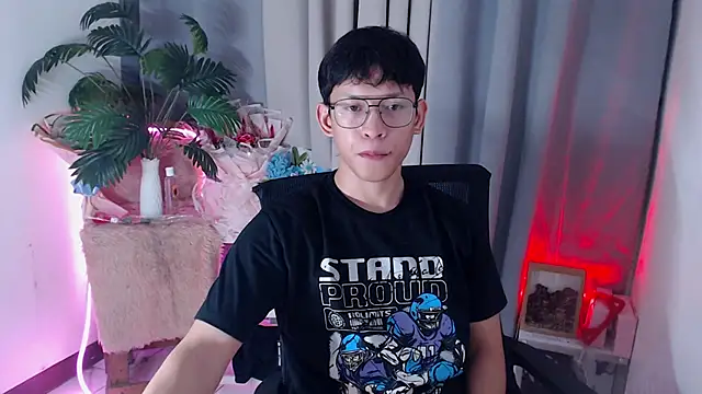 Snapshot of pinkcock_froi2305 chatting on February 28, 2026, 9:31 am pinkcock froi2305 online show from February 28, 2026, 9:31 am