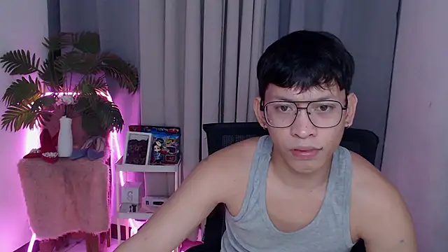 Snapshot of pinkcock_froi2305 chatting on February 8, 2026, 11:57 pm pinkcock froi2305 online show from February 8, 2026, 11:57 pm